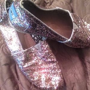 6.5w TOM'S glitter sparkle flats